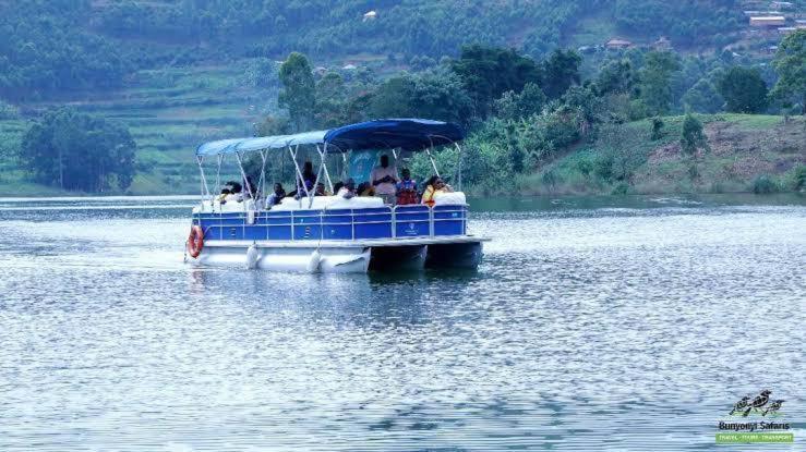 Supreme Adventure Park Bunyonyi Hotel Kabale Exterior photo
