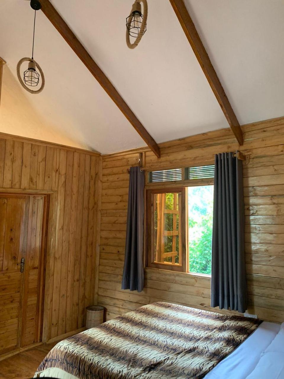Supreme Adventure Park Bunyonyi Hotel Kabale Room photo